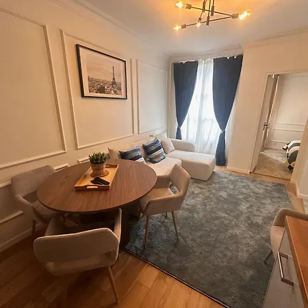 Cozy & Luxury In Heart Of Marais Appartamento